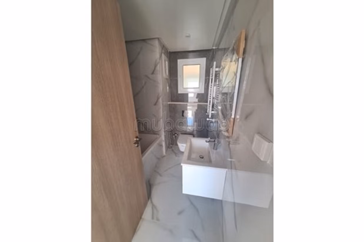 Appartamento S3 in vendita a Ennasr 1 2, Ariana