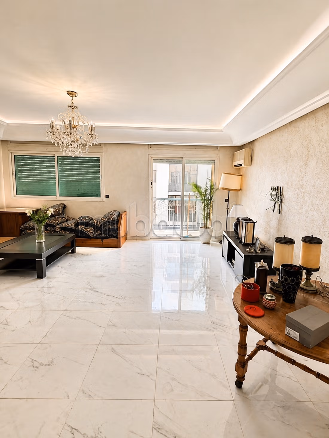 Bel appartement en location au quartier bourgogne. 3 chambres avec 2 places au garage