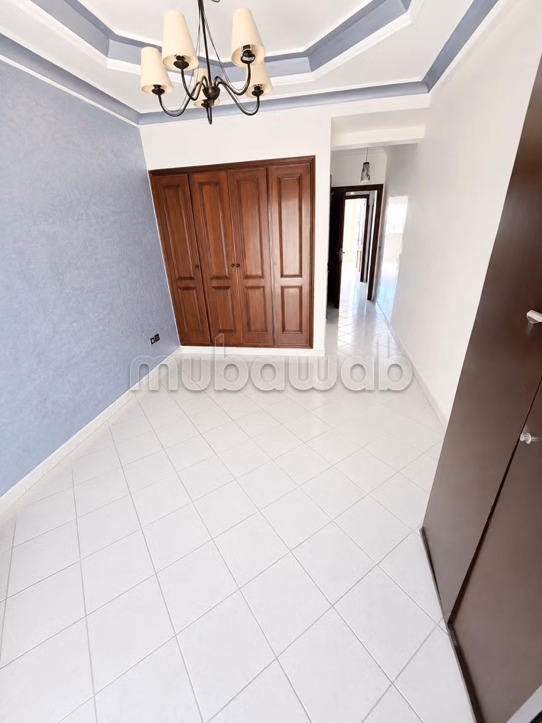 Bel appartement en location au quartier bourgogne. 3 chambres avec 2 places au garage — 5