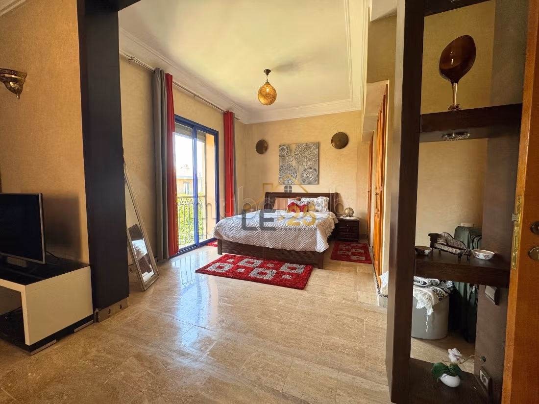 Villa with Pool for Sale on Casa Road