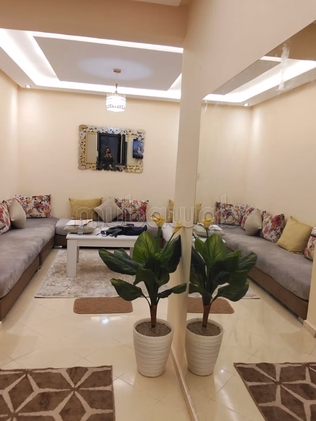 Bel appartement à louer à Tarka. Surface totale de 60 m². Meublé