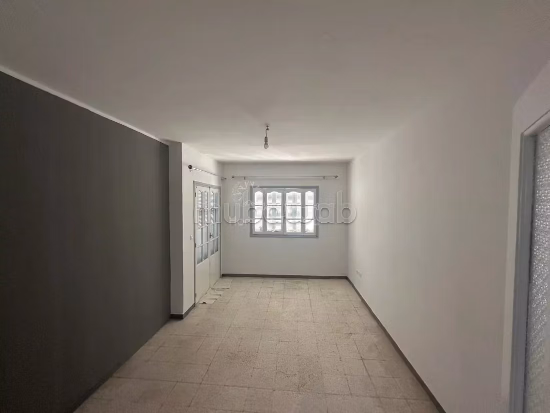 À vendre – Lot commercial à Sidi Abdelhamid