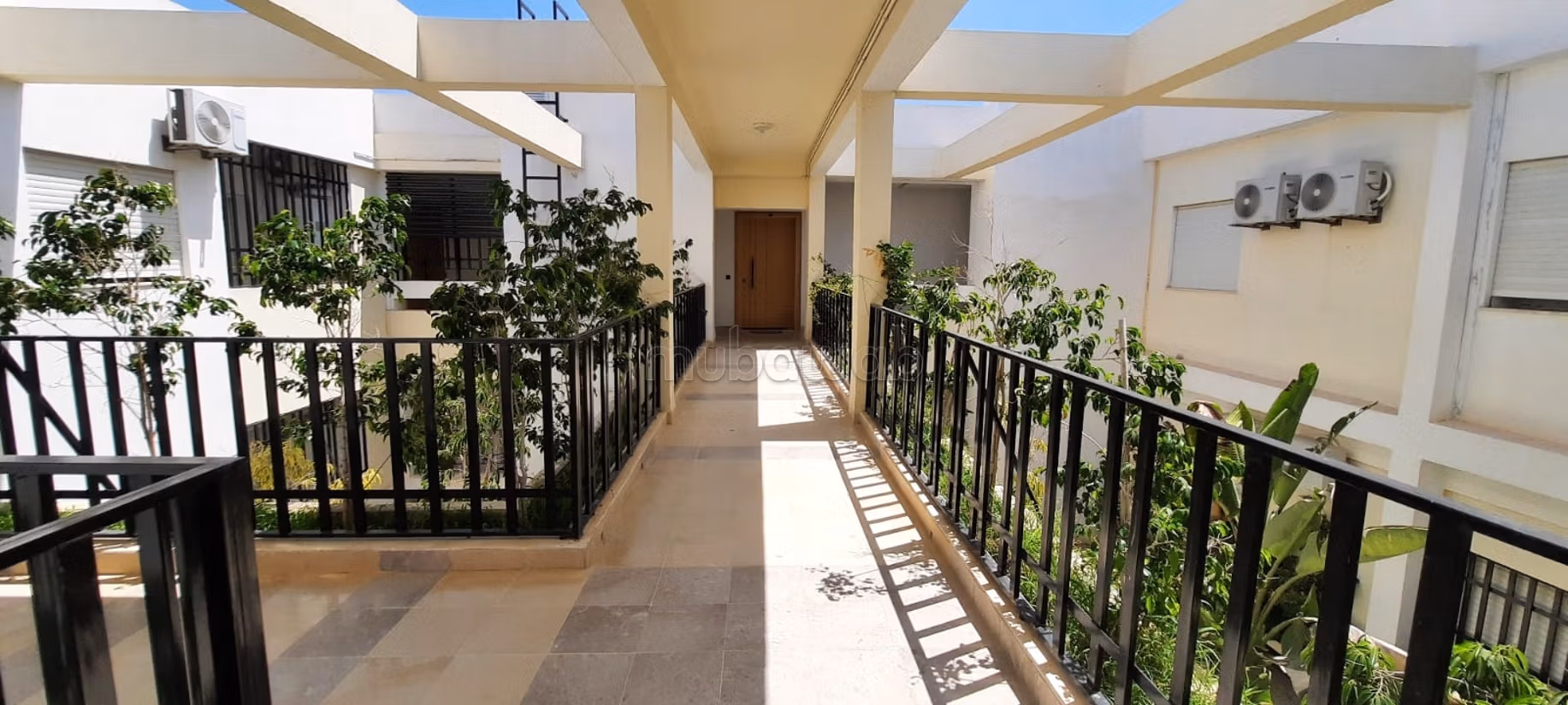 A Louer un appartement S2 à Chotrana1
