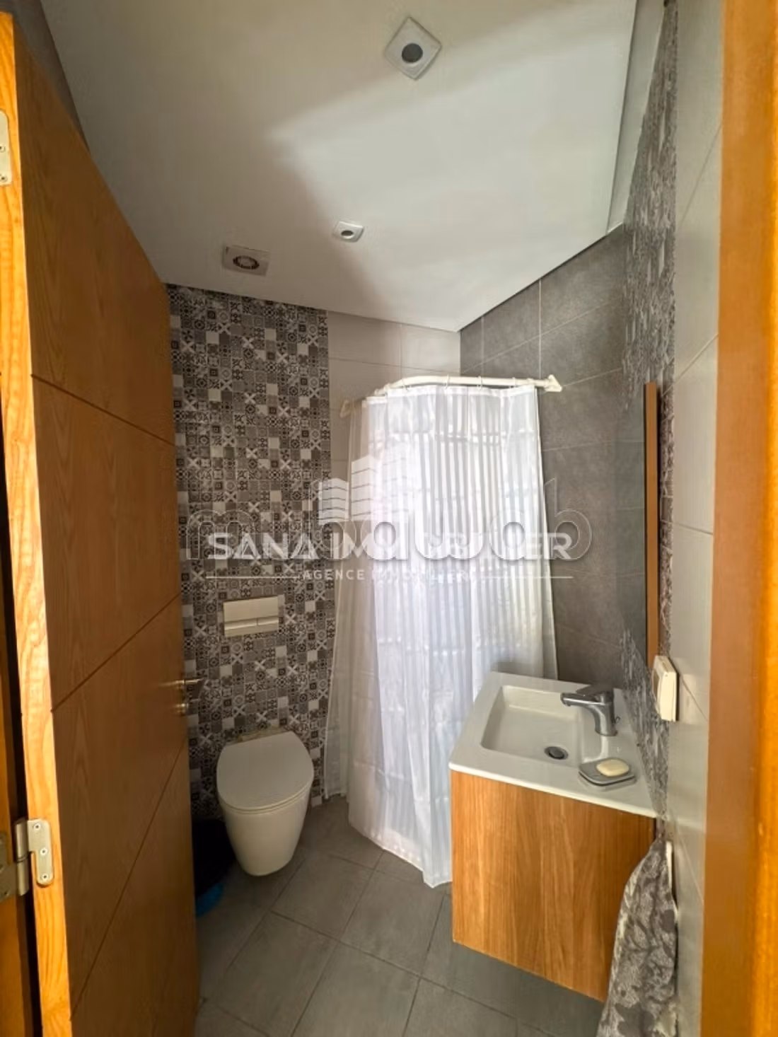 A vendre un appartement en S0 à Cité Wafa Mrezga H