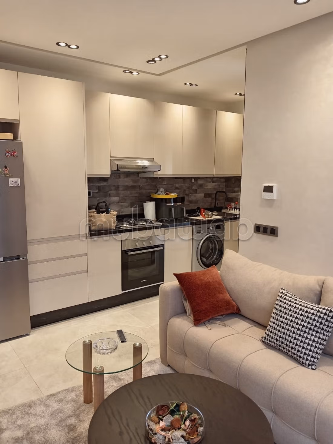 Magnifique studio location meublee moderne neuf — 2
