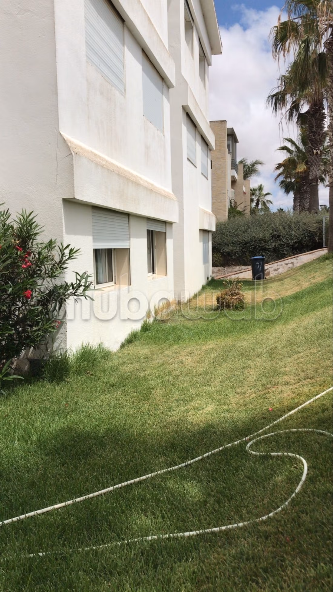 Piso en venta. 3 dormitorios. Piscina y servicio de conserjería