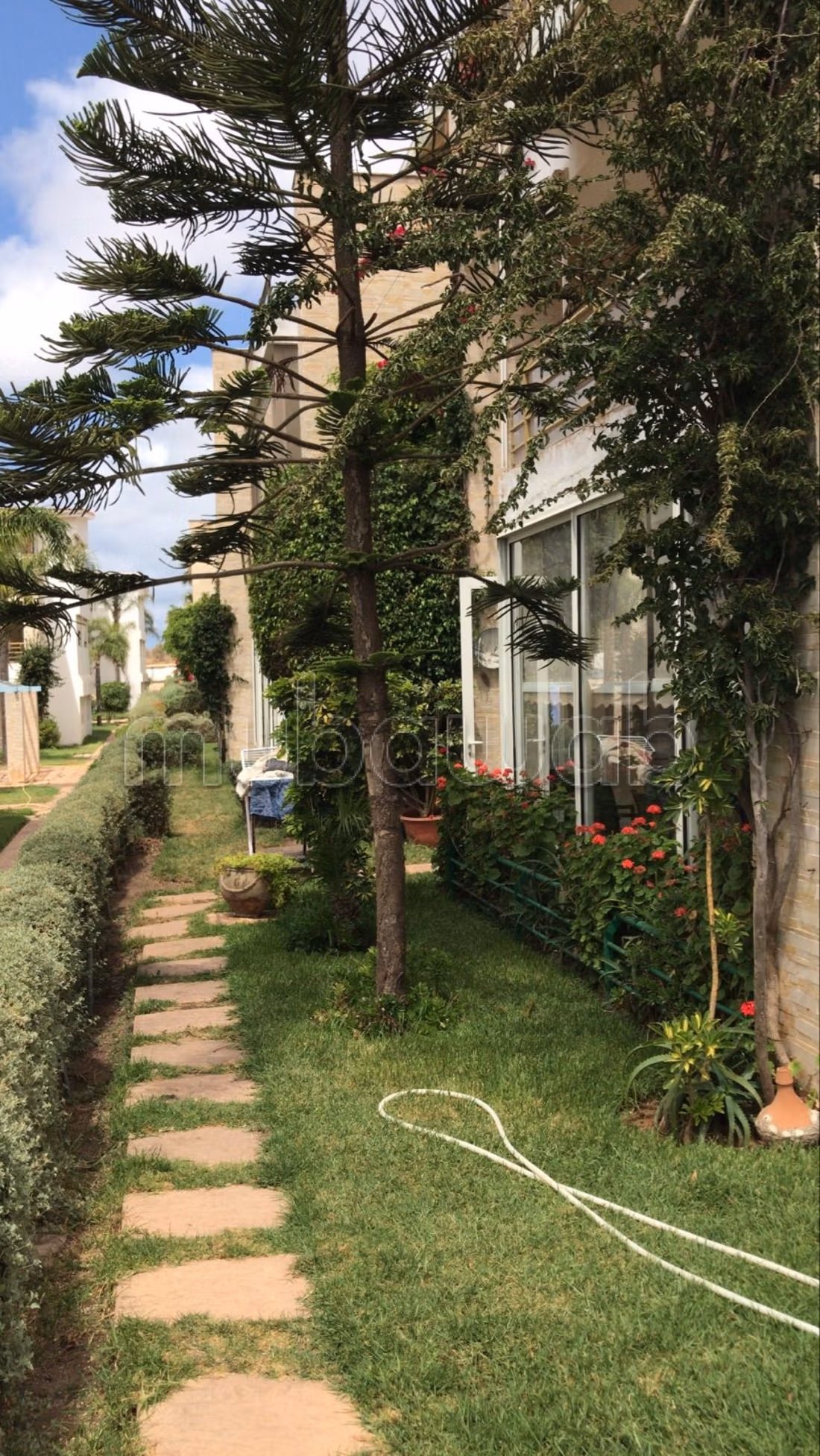 Piso en venta. 3 dormitorios. Piscina y servicio de conserjería
