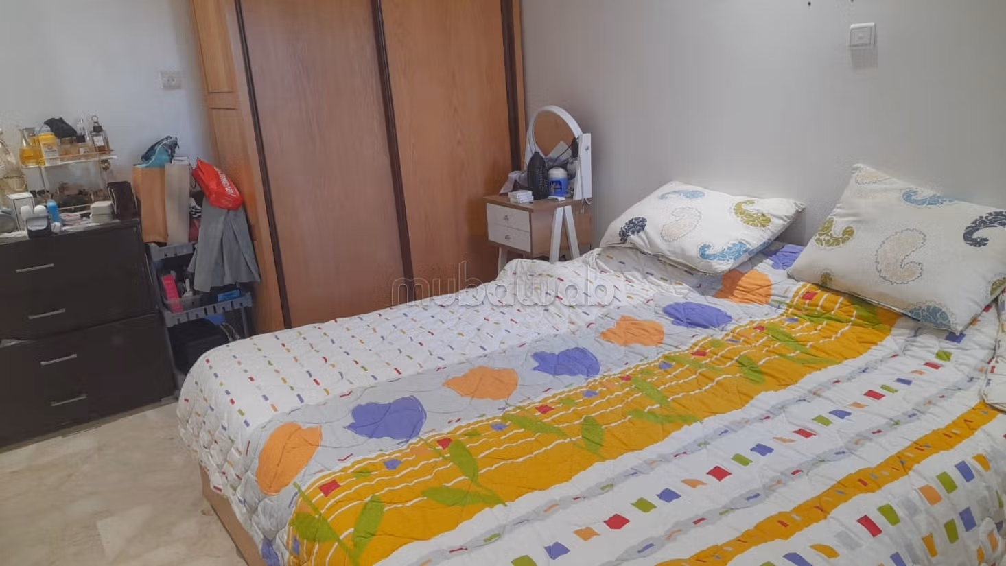 Piso en venta. 3 dormitorios. Piscina y servicio de conserjería