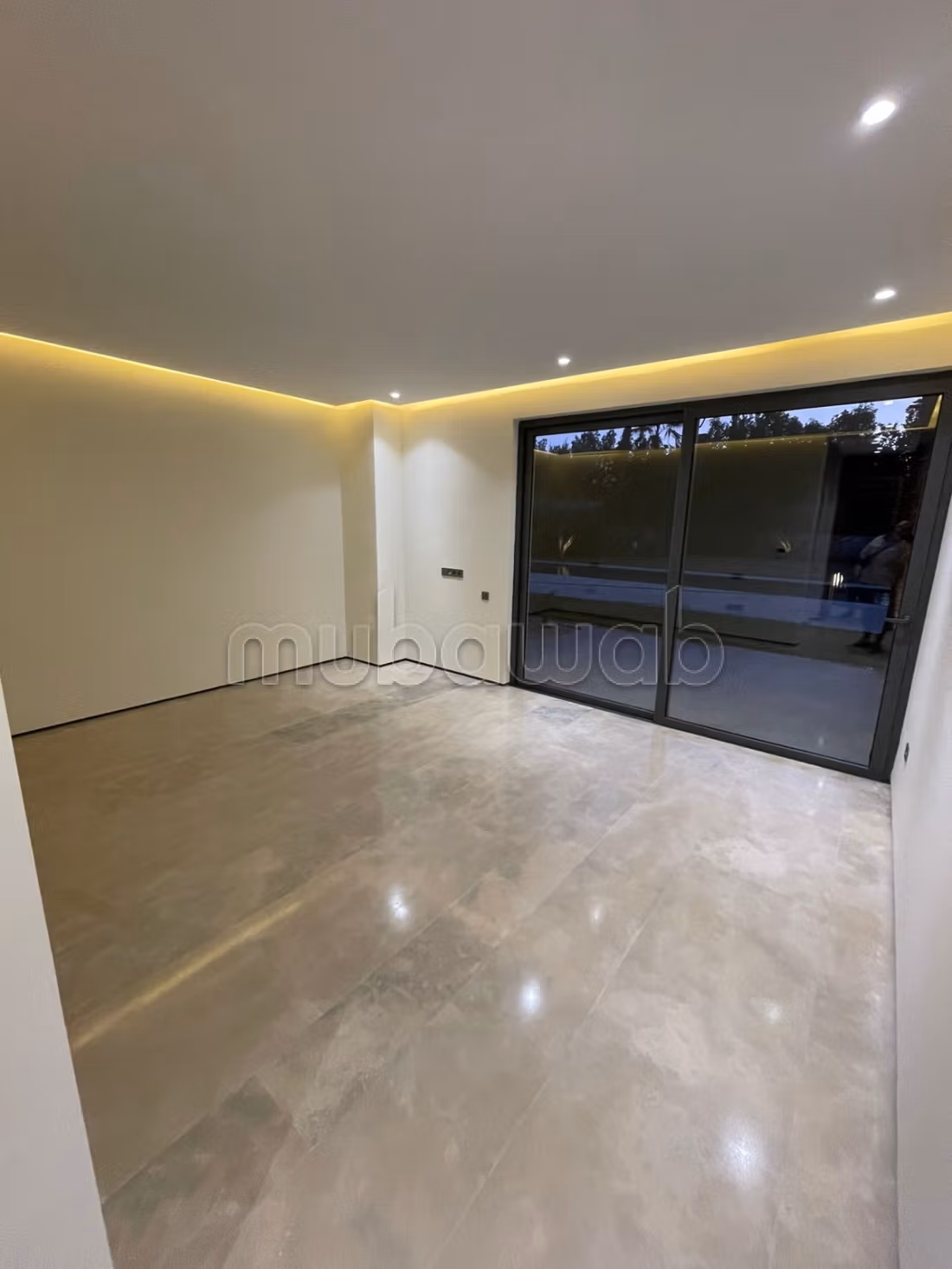 Luxe huis te koop in Amelkis. 5 prachtige kamers. Gefurnished