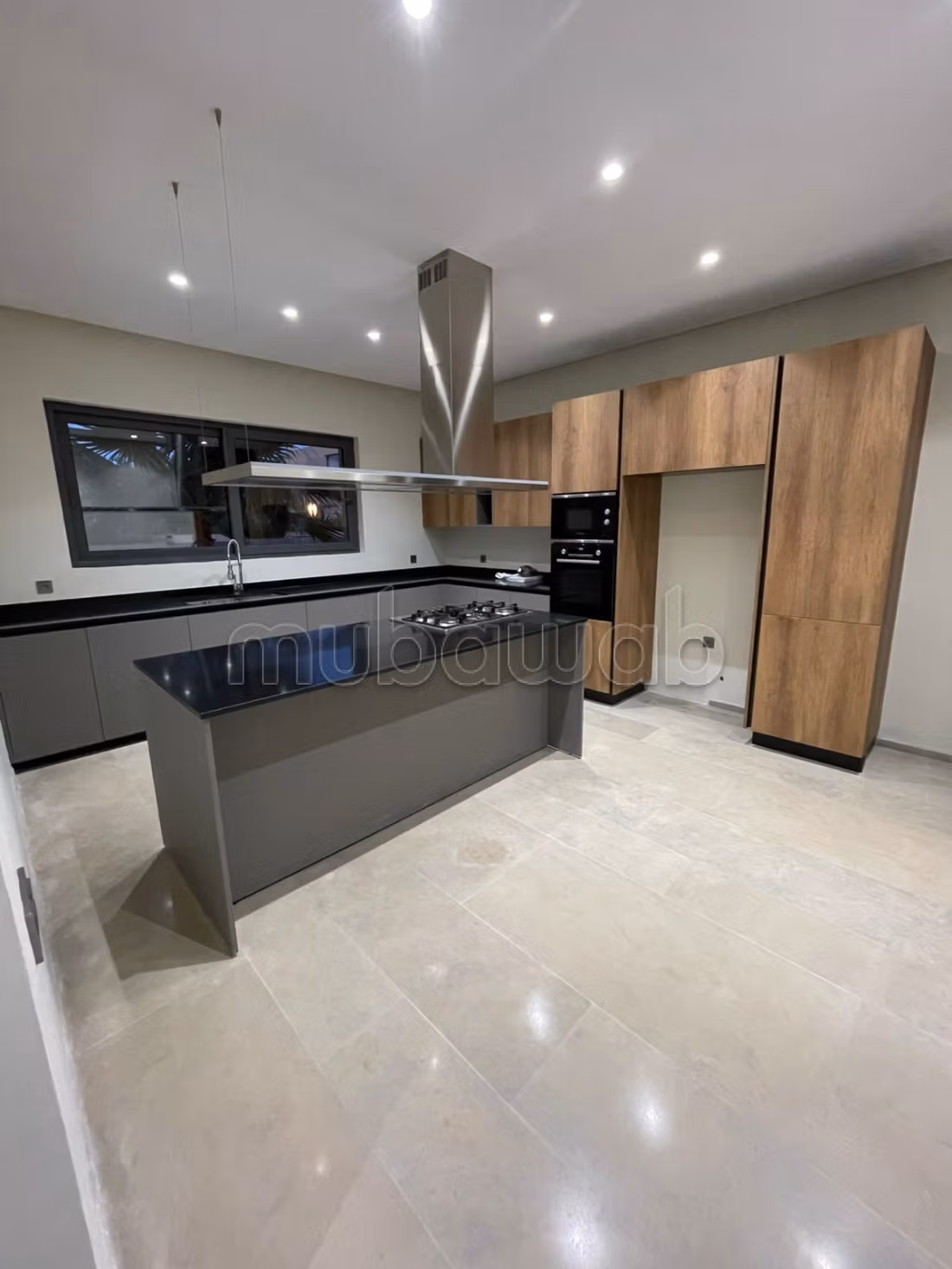 Luxe huis te koop in Amelkis. 5 prachtige kamers. Gefurnished