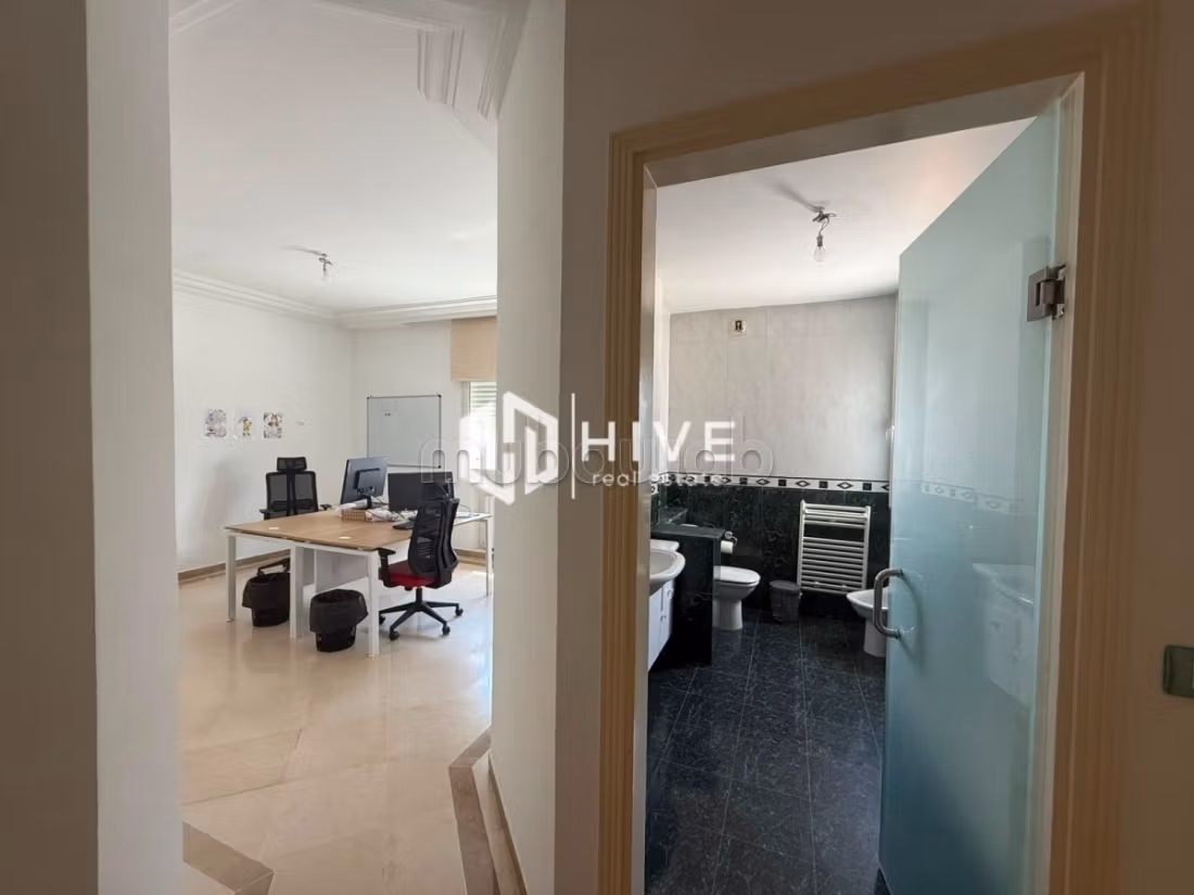 FOR RENT – Office Villa Floor