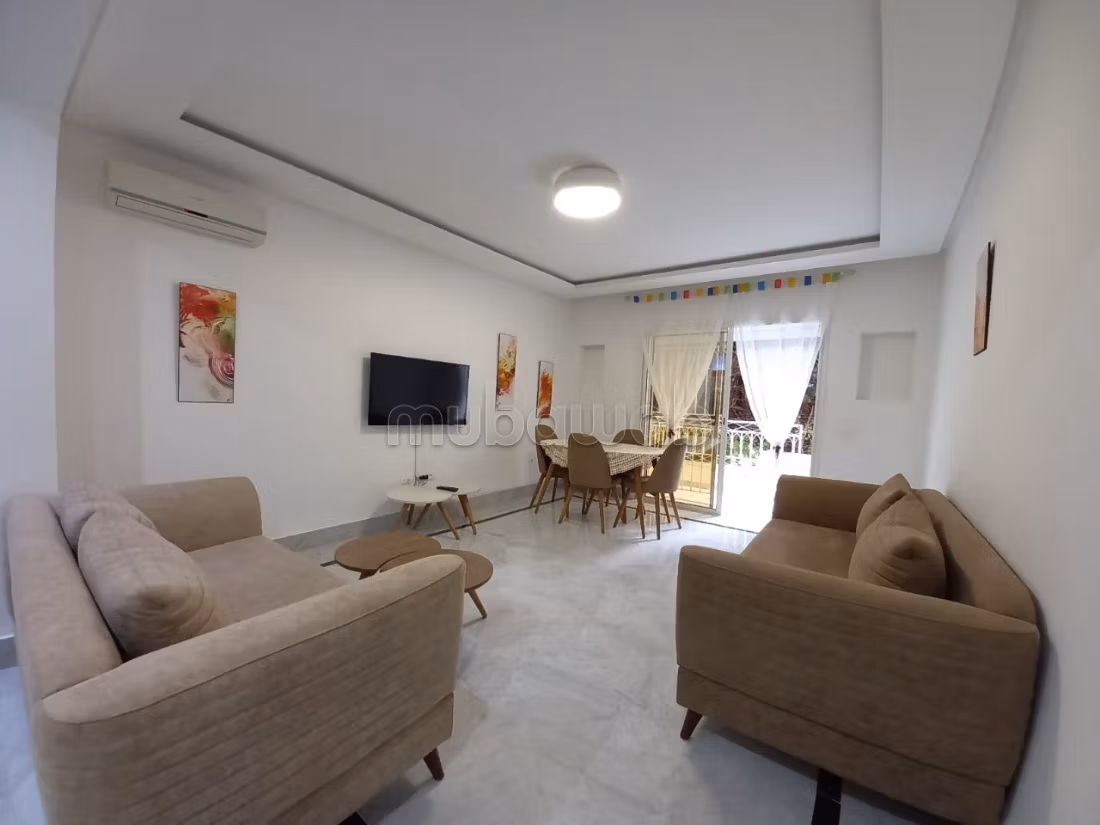 Un appartamento arredato al piano terra a La Marsa