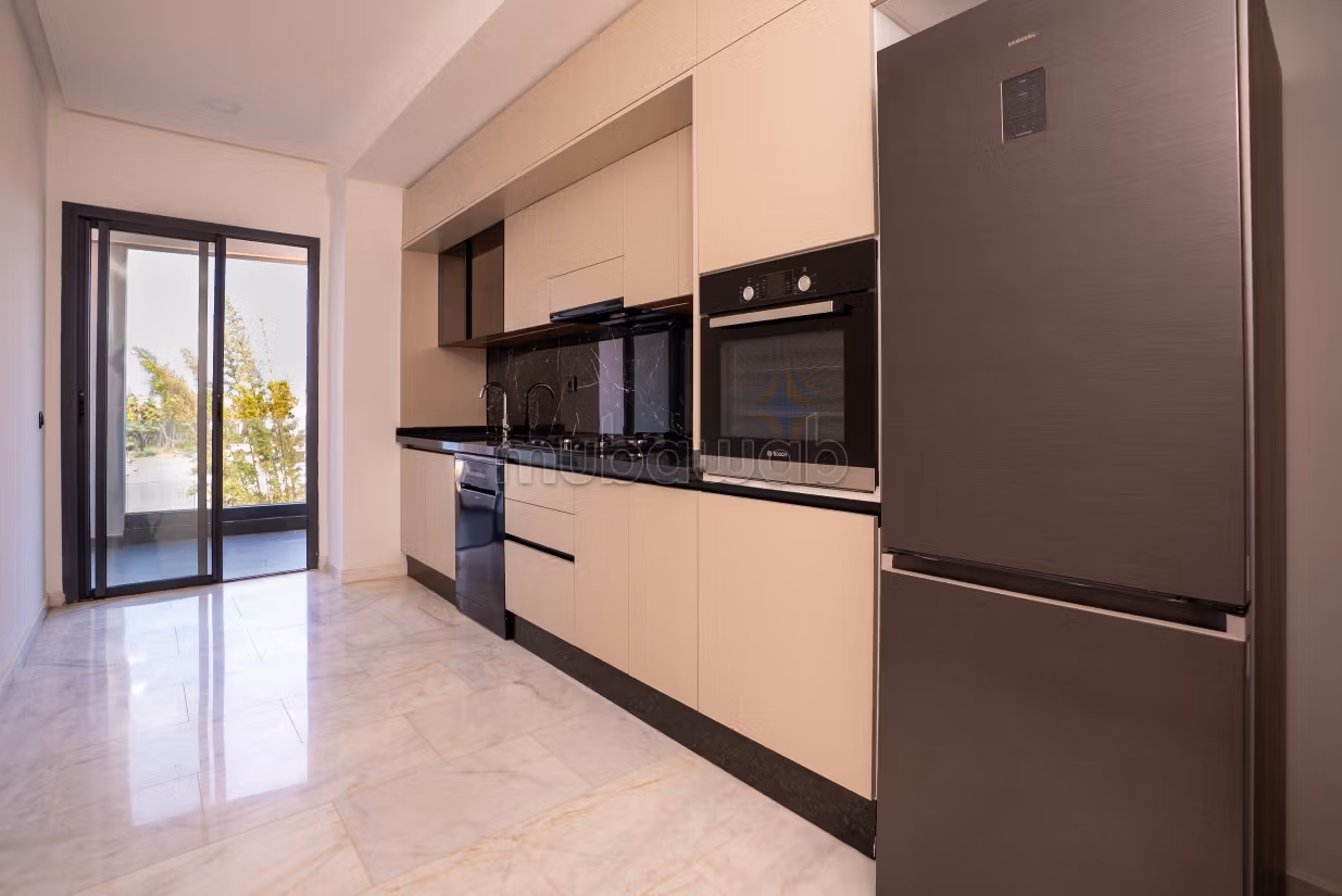 Se vende piso en Wifak. 3 dormitorios