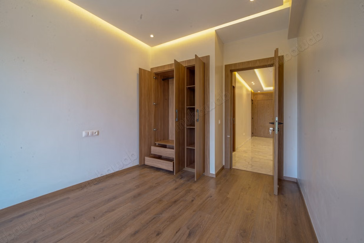 Vend appartement à Wifak. Surface totale 121 m²