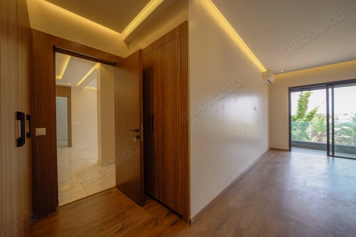 Vend appartement à Wifak. Surface totale 121 m²