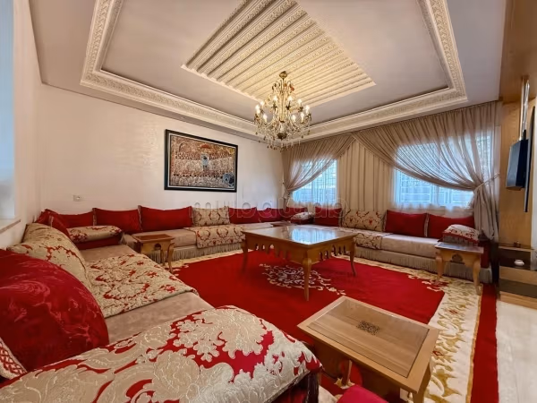 Somptueuse villa à louer à Riyad.
Meublé