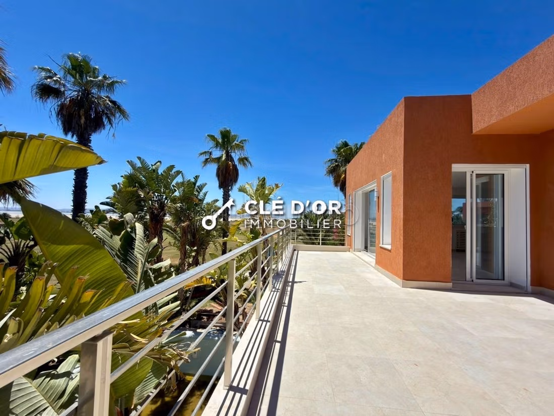 Magnifique appartement S2 à Gammarth Golf