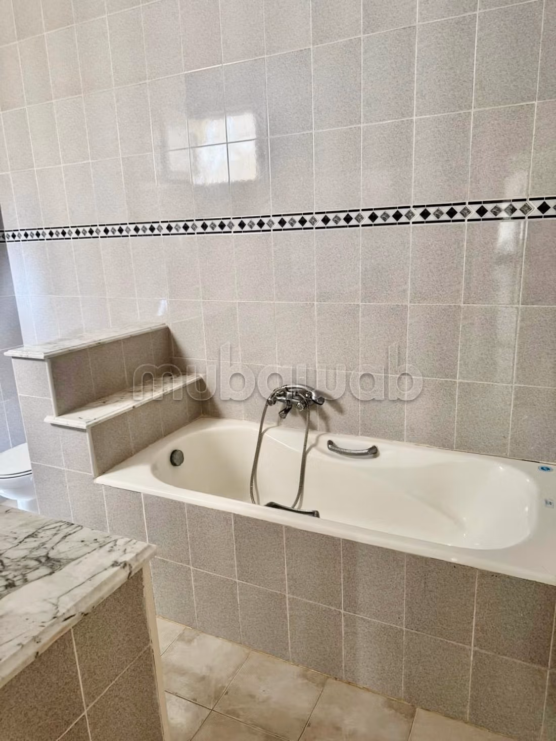 Villa con 3 camere per studenti universitari