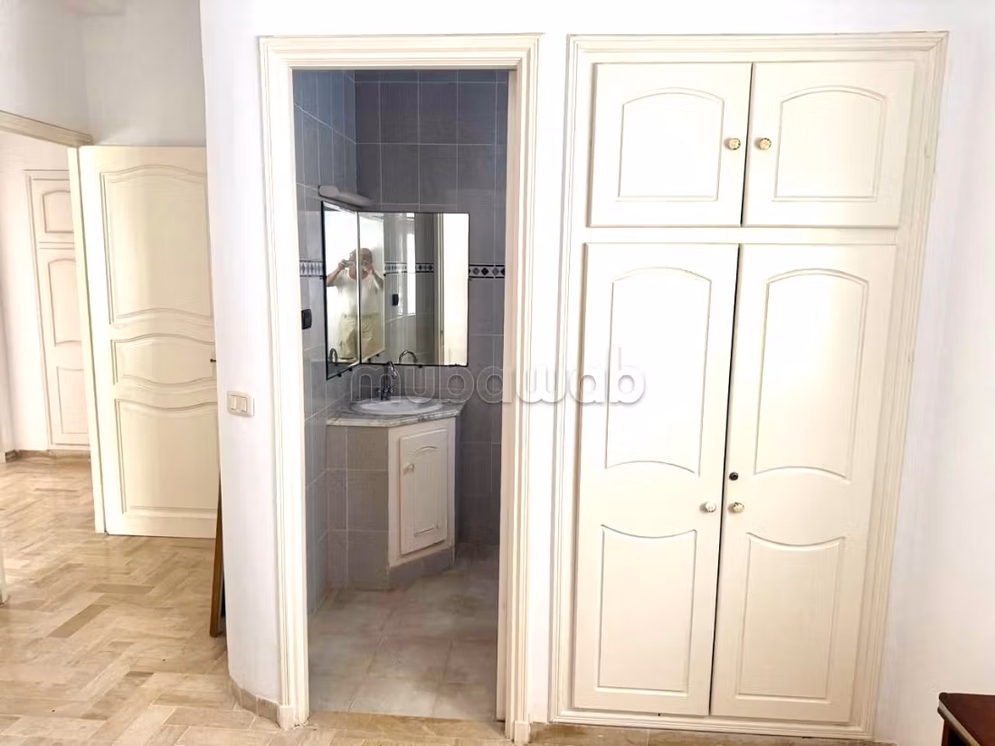 Villa con 3 camere per studenti universitari