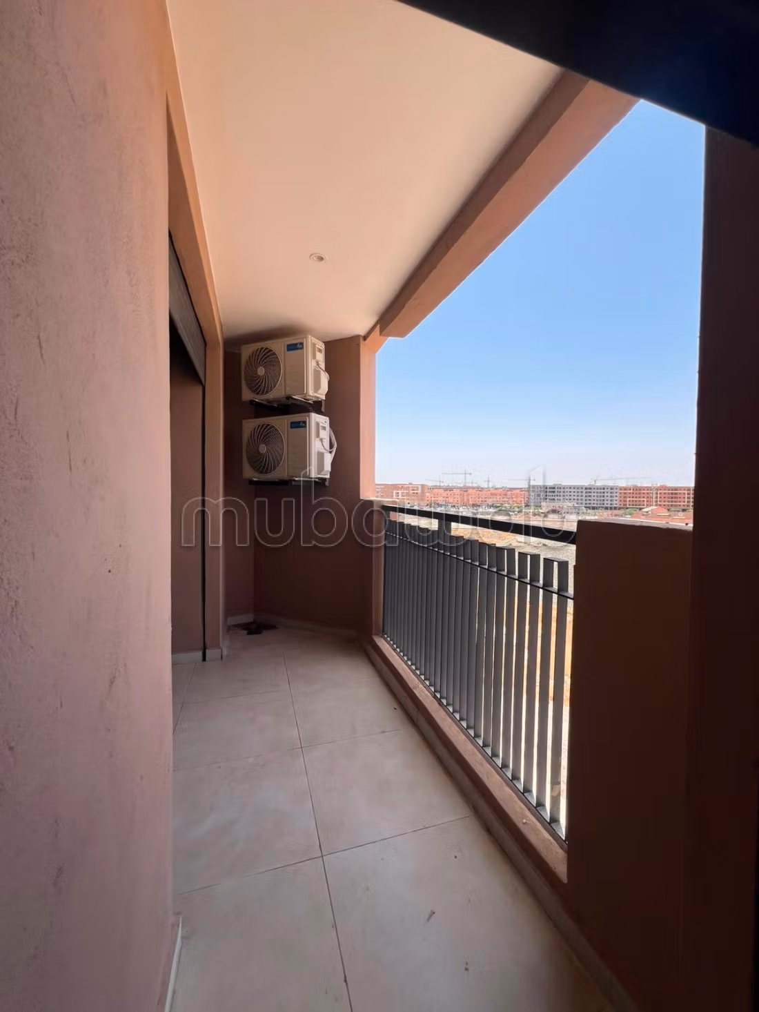 Studio a vendre 49m2 de la gare 
3min
