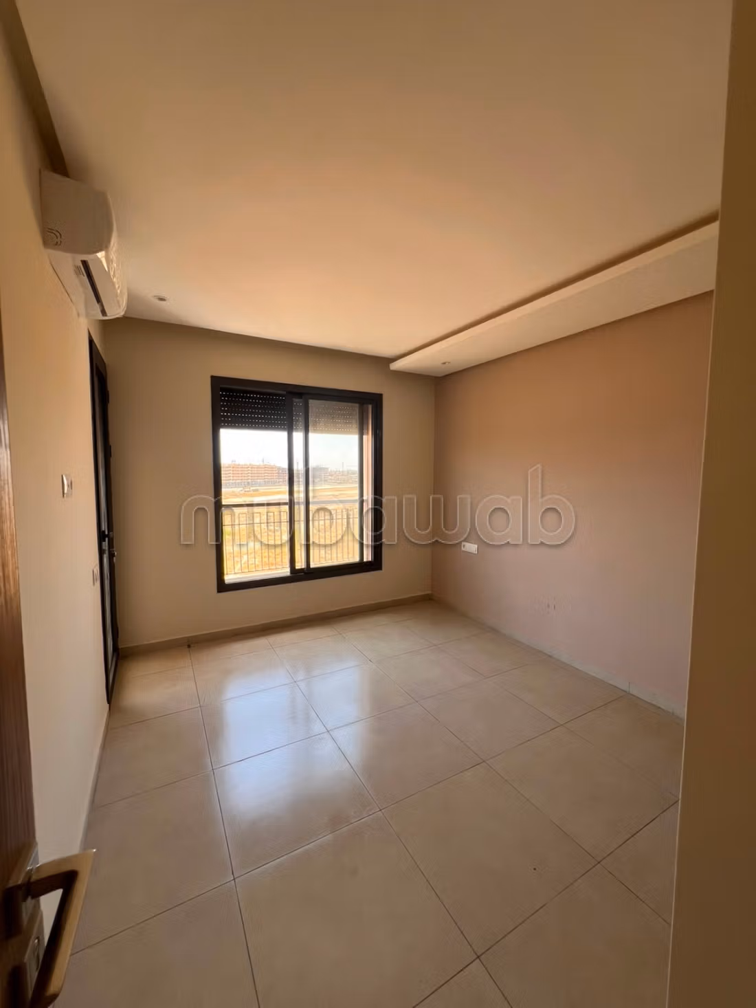 Studio a vendre 49m2 de la gare 
3min