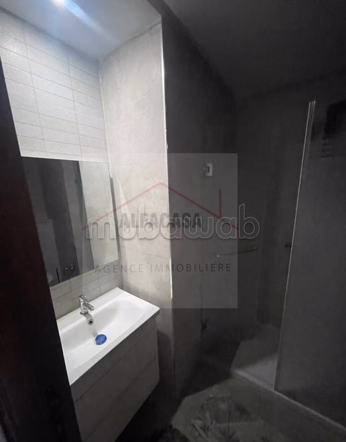 A louer un appartement s 2 a cite wahat laouina