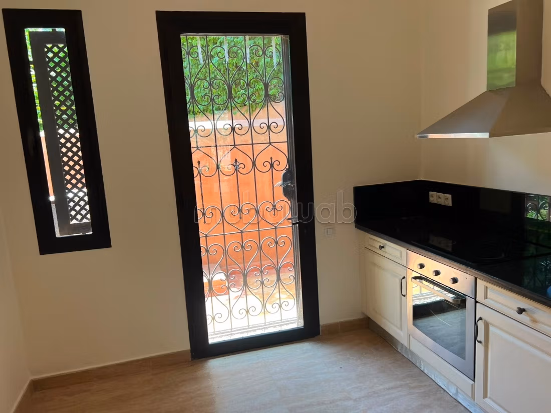 À VENDRE Superbe appartement de prestige à Agdal, — 4