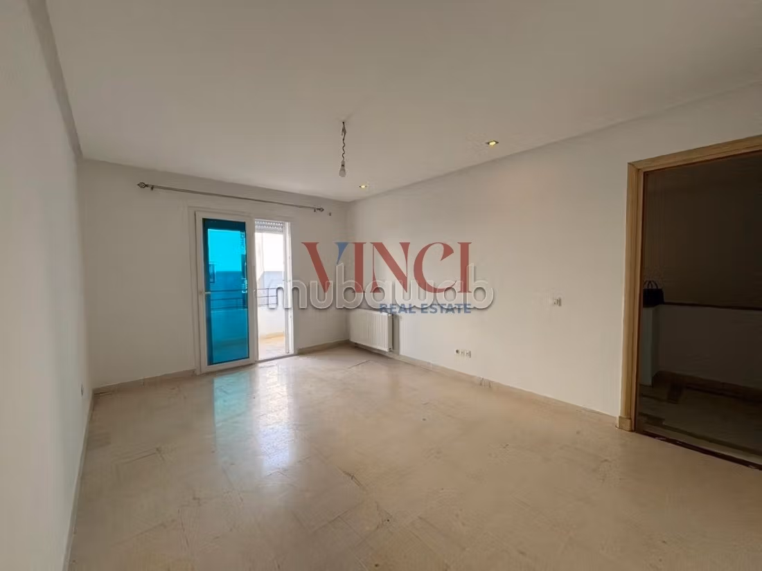A Vendre un duplex sis a Boumhel El Bassatine