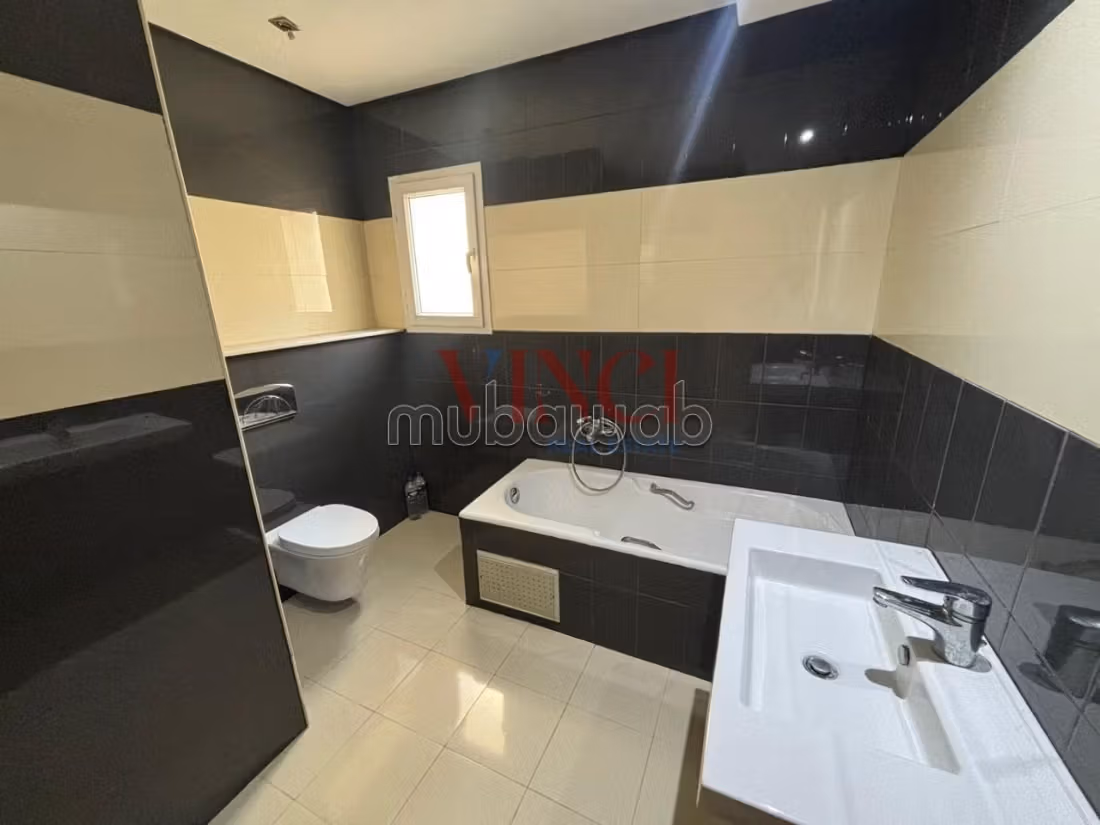 A Vendre un duplex sis a Boumhel El Bassatine