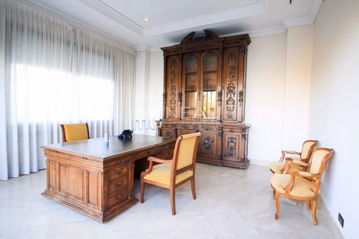 Somptueuse propriété dominant la mer à vendre sur tanger