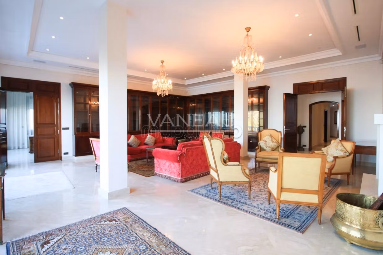Somptueuse propriété dominant la mer à vendre sur tanger