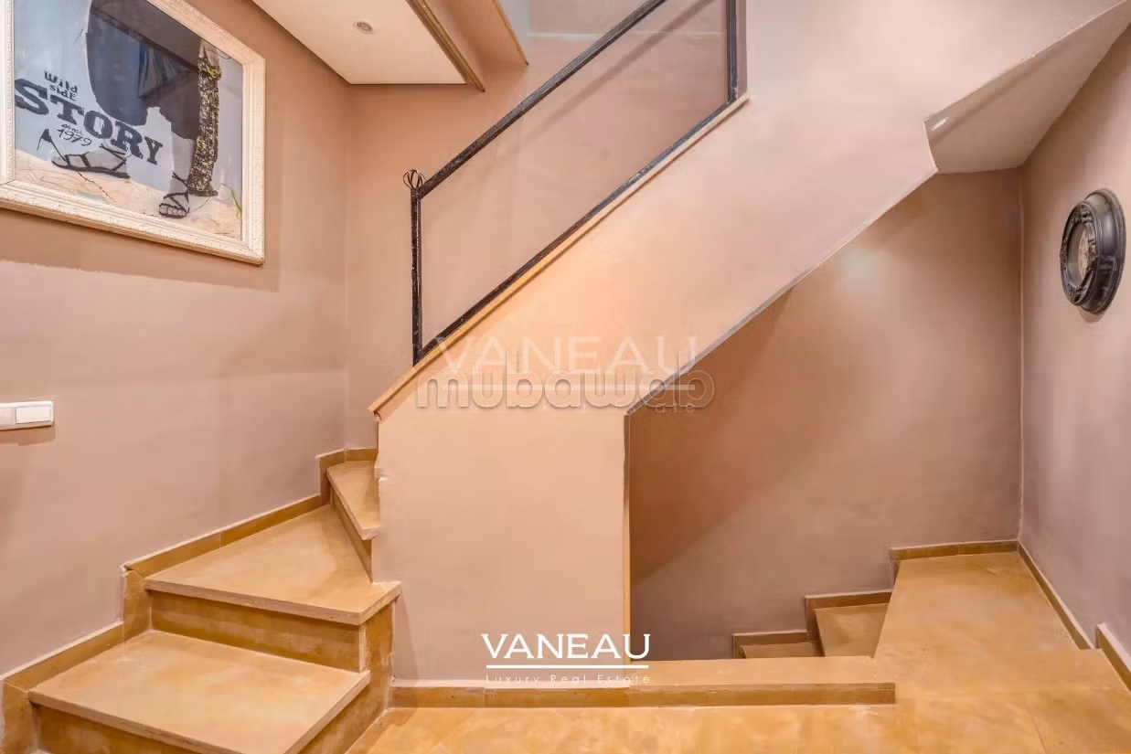 Commerce et appartement avec piscine Dar El Bacha