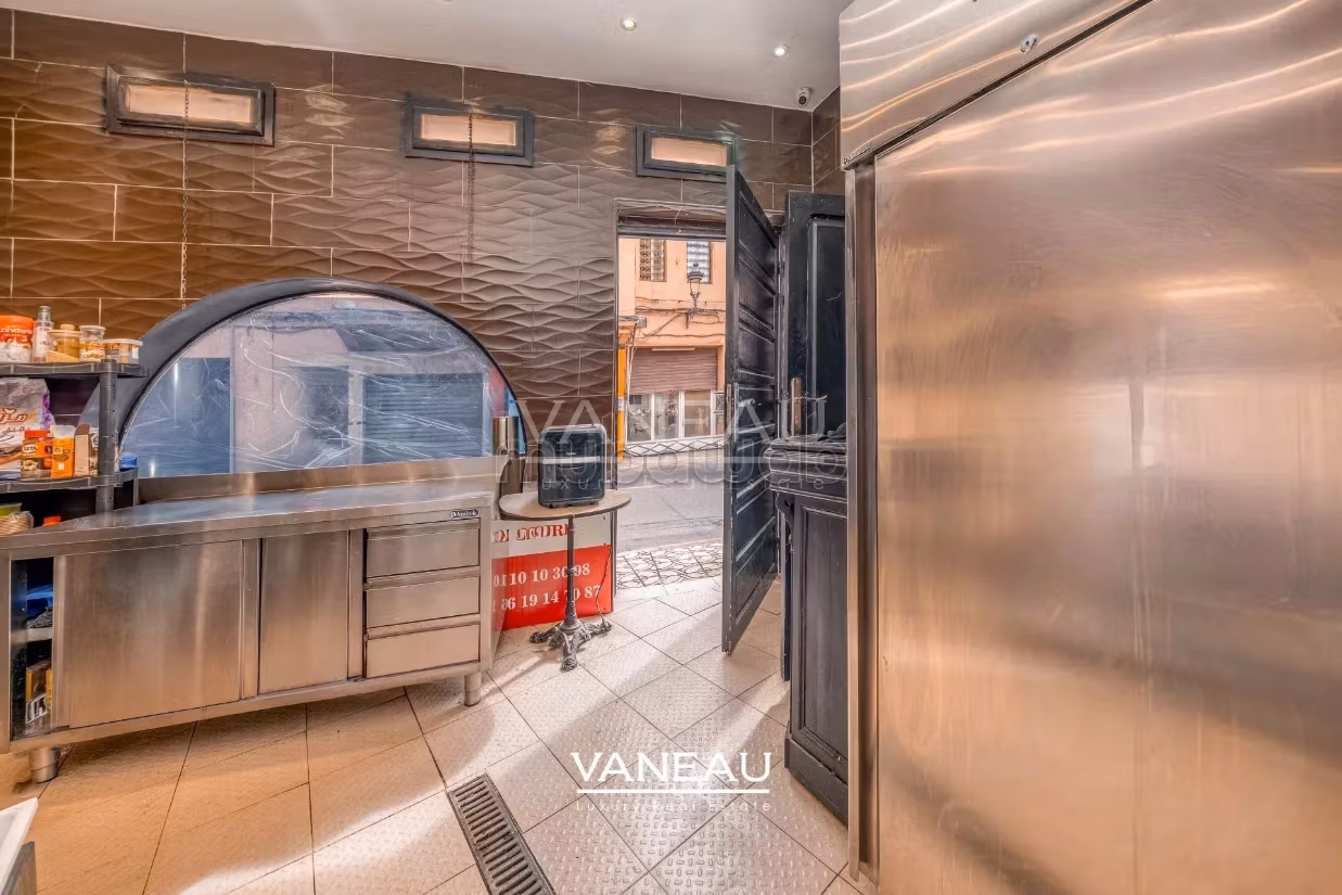 Commerce et appartement avec piscine Dar El Bacha