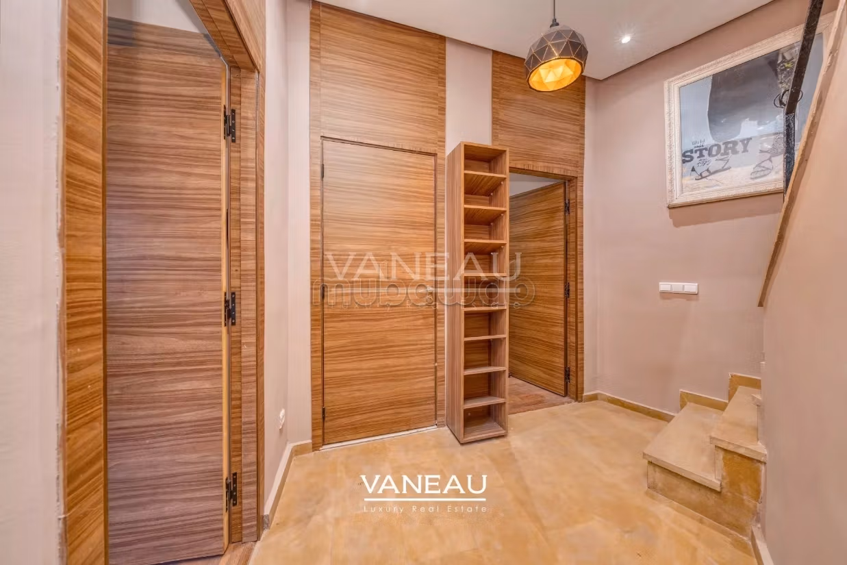 Commerce et appartement avec piscine Dar El Bacha