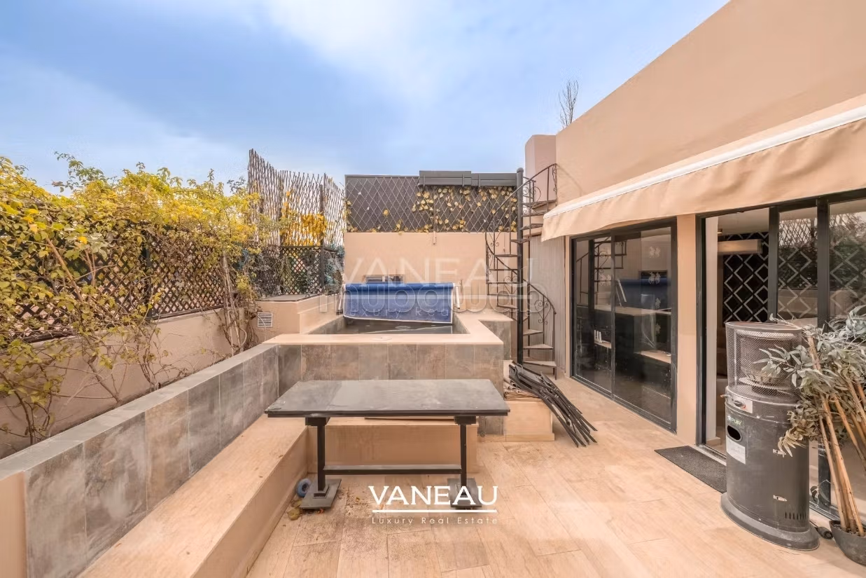 Commerce et appartement avec piscine Dar El Bacha