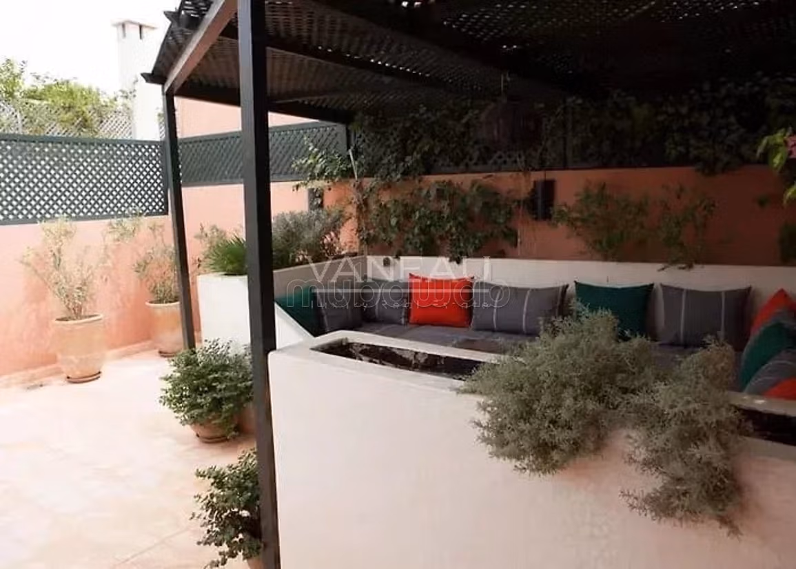 Joli Riad 4 chambres à Bab Doukala