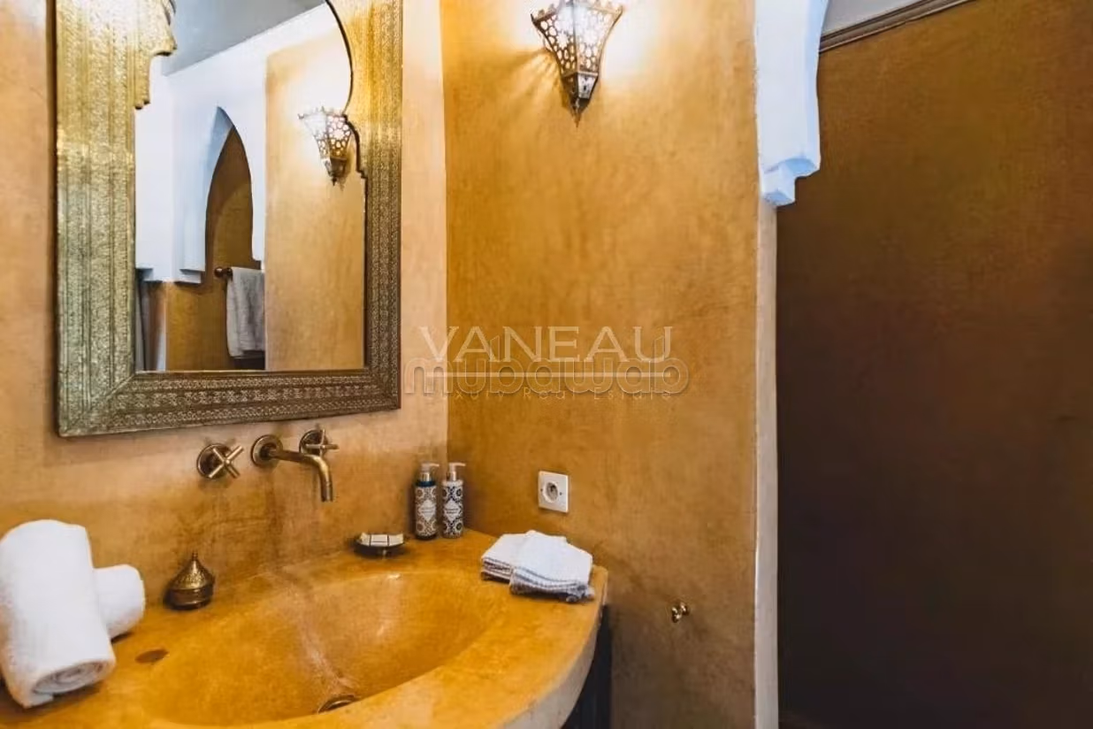 Magnificent traditional riad in the heart of the medina