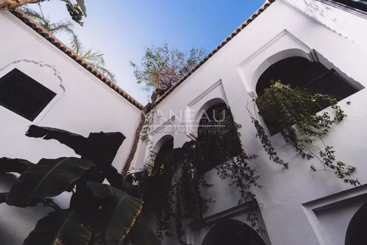 Magnificent traditional riad in the heart of the medina