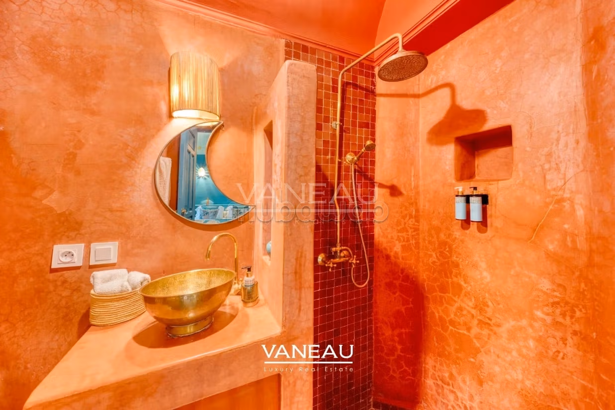 Exceptional Riad 5 Bedrooms in Laksour