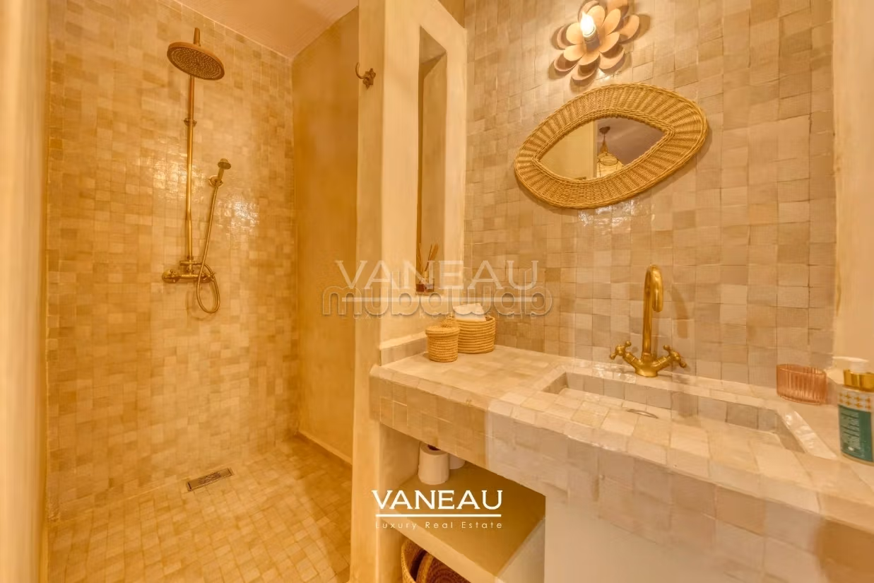 Exceptional Riad 5 Bedrooms in Laksour