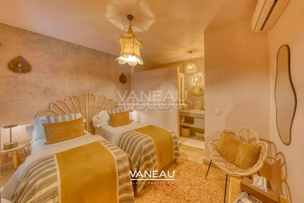 Exceptional Riad 5 Bedrooms in Laksour