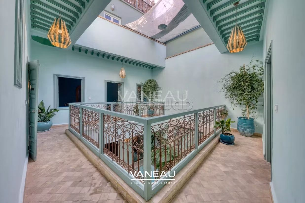 Exceptional Riad 5 Bedrooms in Laksour