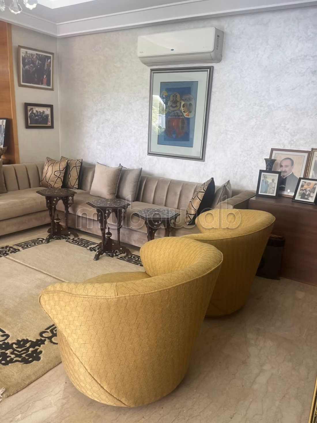 Splendida casa in vendita a Dar Bouazza. 6 stanze. Aria condizionata e camino