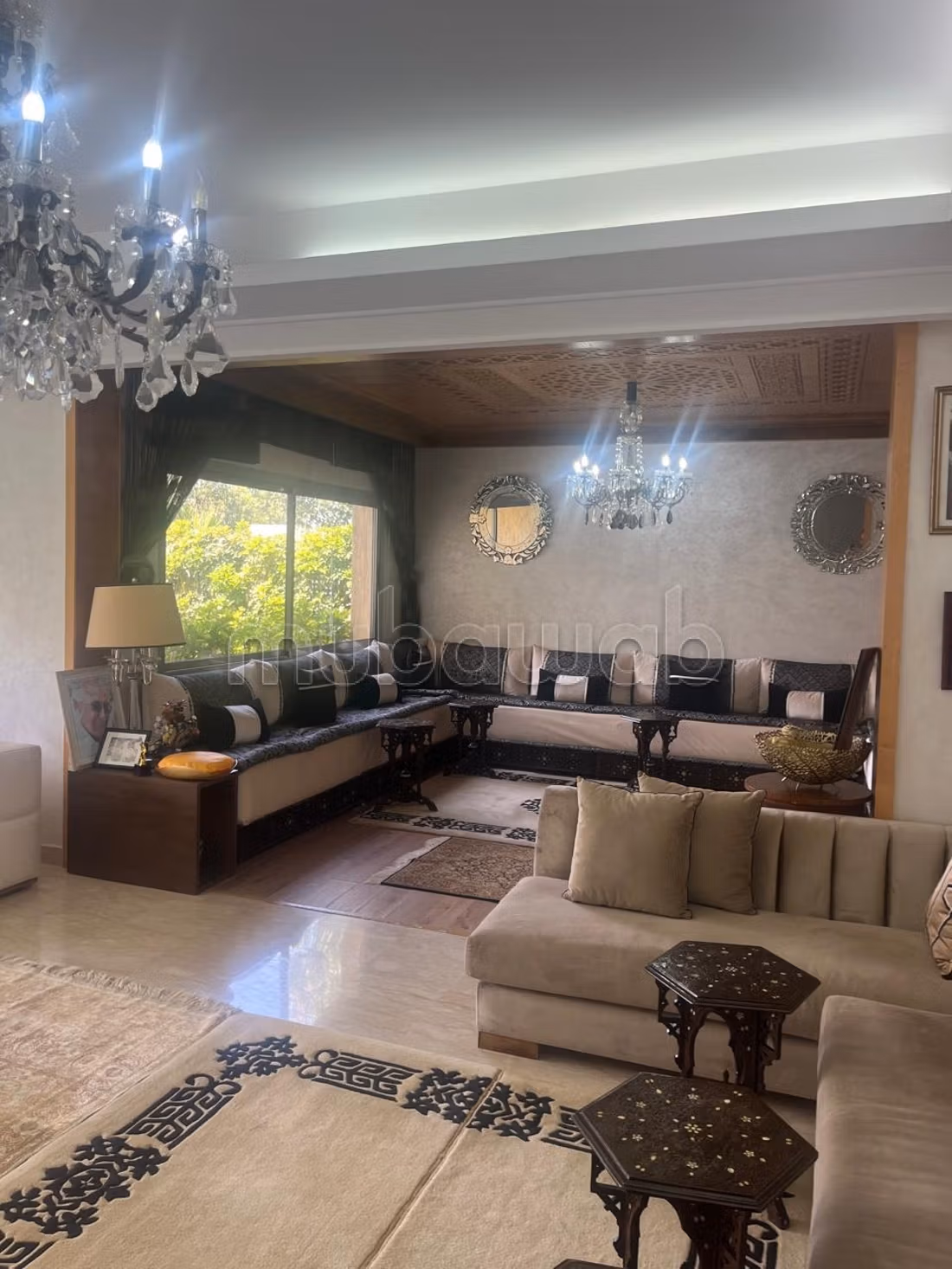 Splendida casa in vendita a Dar Bouazza. 6 stanze. Aria condizionata e camino