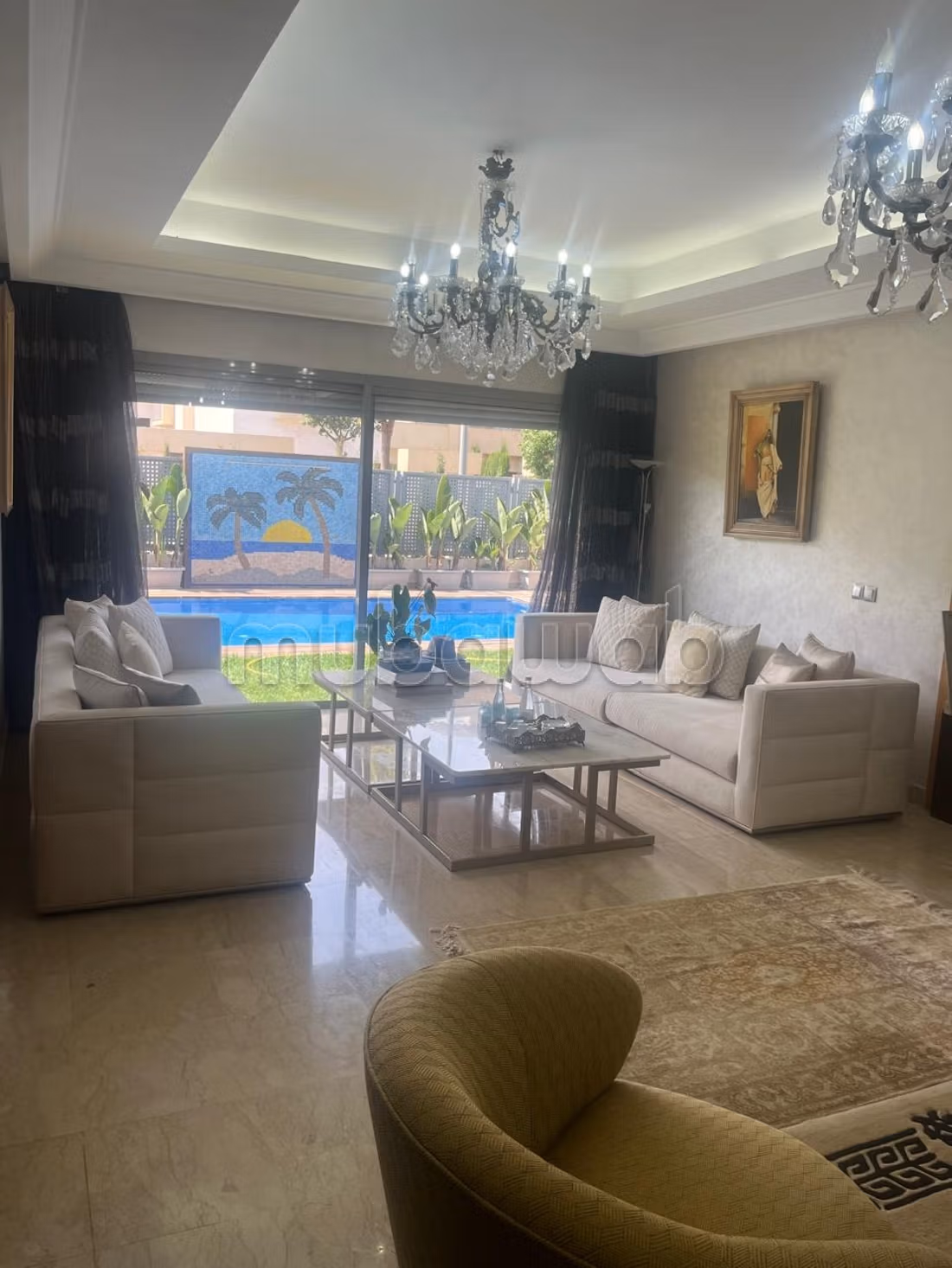 Splendida casa in vendita a Dar Bouazza. 6 stanze. Aria condizionata e camino