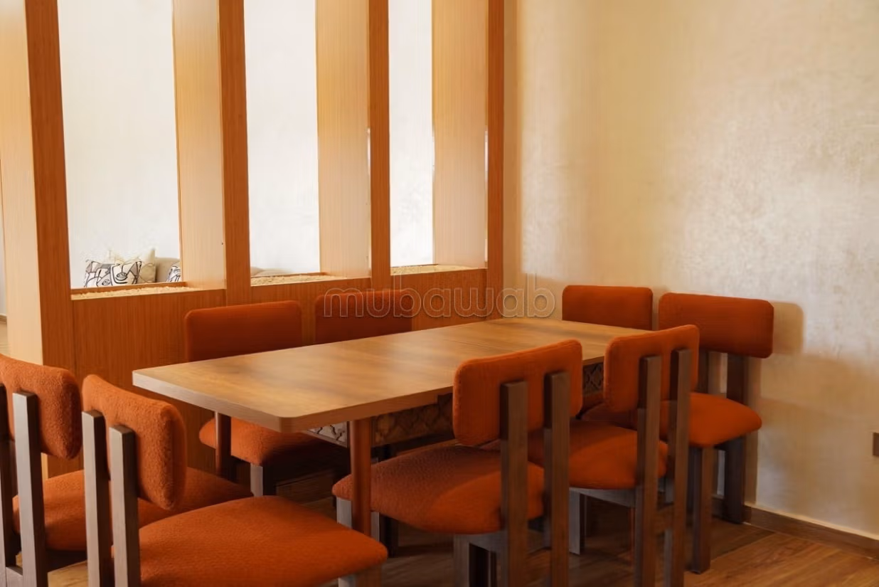Sous Location villa de haut standing à Route Amizmiz. Surface totale 2600 m². Bien meublé