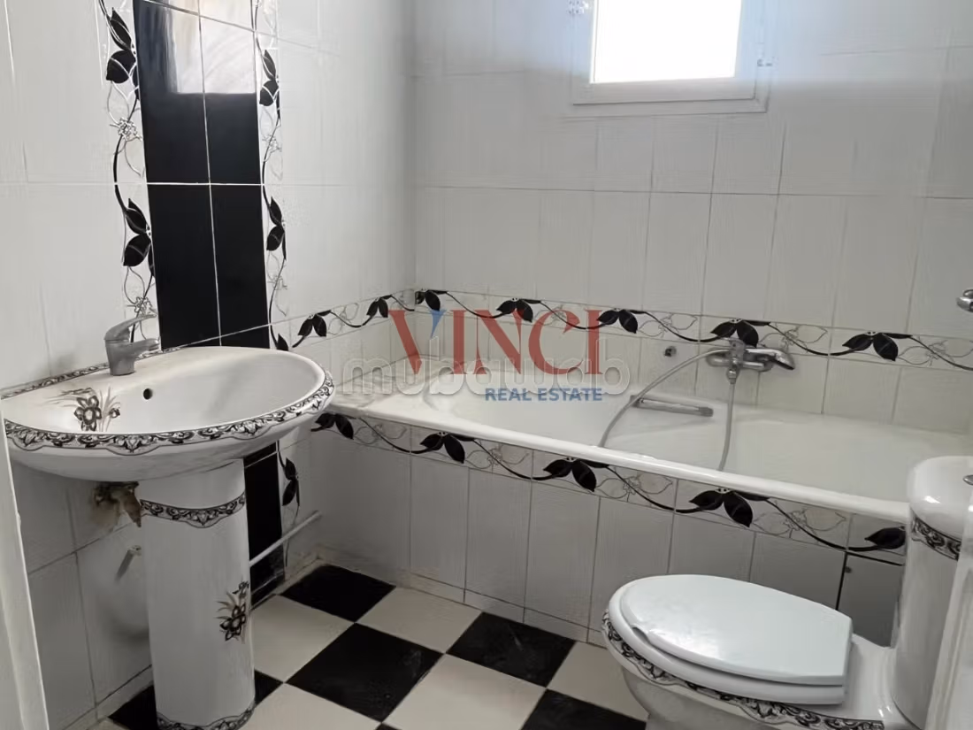 In vendita un appartamento al secondo piano a La Goulette
