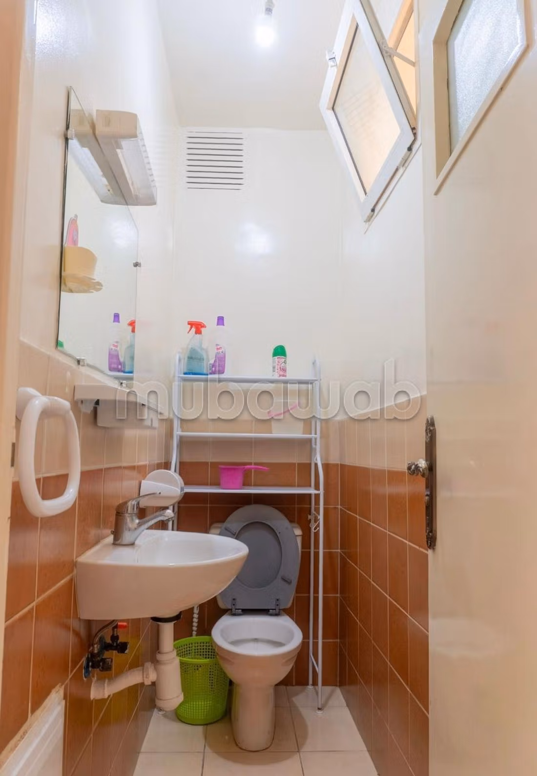 Location saisonnière à Charaf. 2 belles chambres. Double vitrage et porte blindée