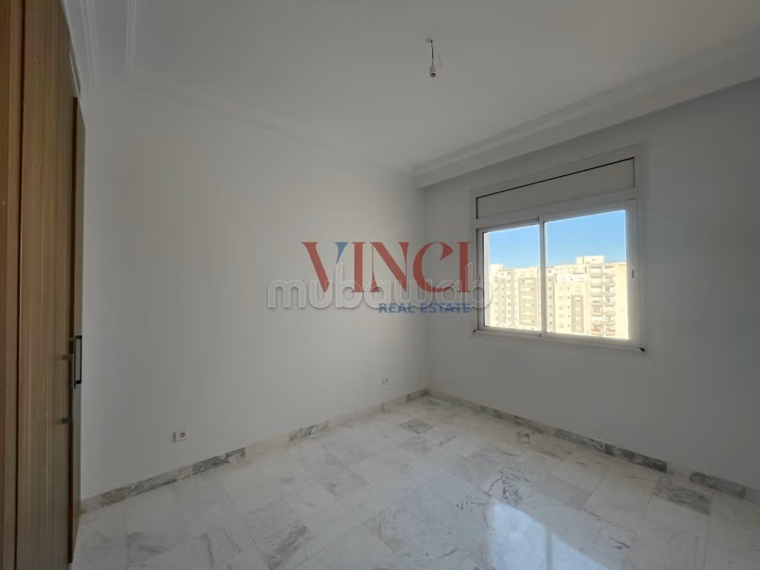 In vendita un Appartamento in S3 ad Ain Zaghouan Nord