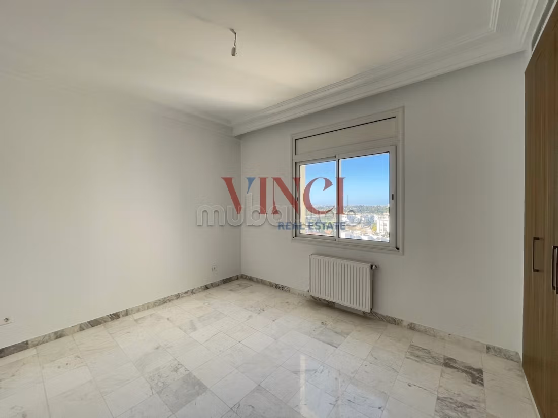 In vendita un Appartamento in S3 ad Ain Zaghouan Nord